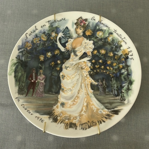 Vintage D’arceau Limoges Collector Plate “Sarah” Limoges Plate with Mounting Kit - Picture 2 of 12